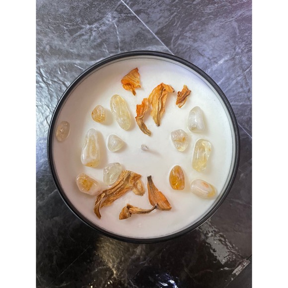 Blood Orange 8 oz Soy Prosperity Candle - Picture 4 of 4